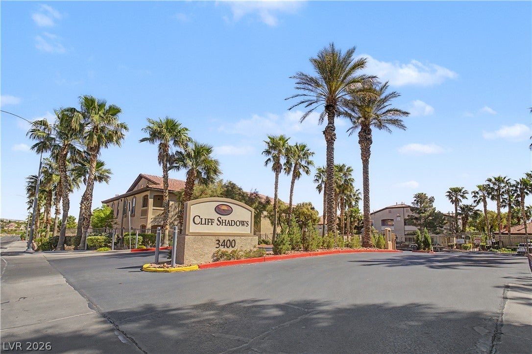 3480 Cactus Shadow St #103, Las Vegas, NV 89129 photo