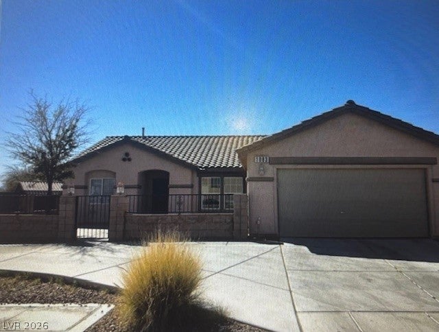1083 Sterling Peak St, Las Vegas, NV 89110