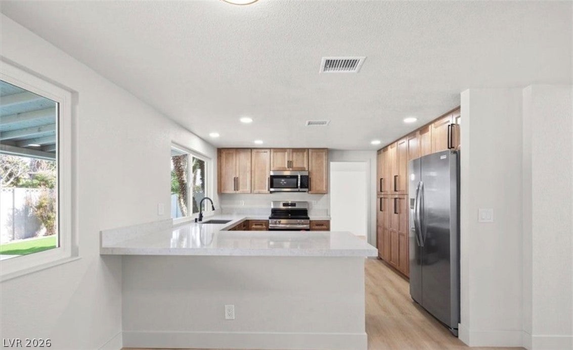 3588 Franciscan Ln, Las Vegas, NV 89121 photo