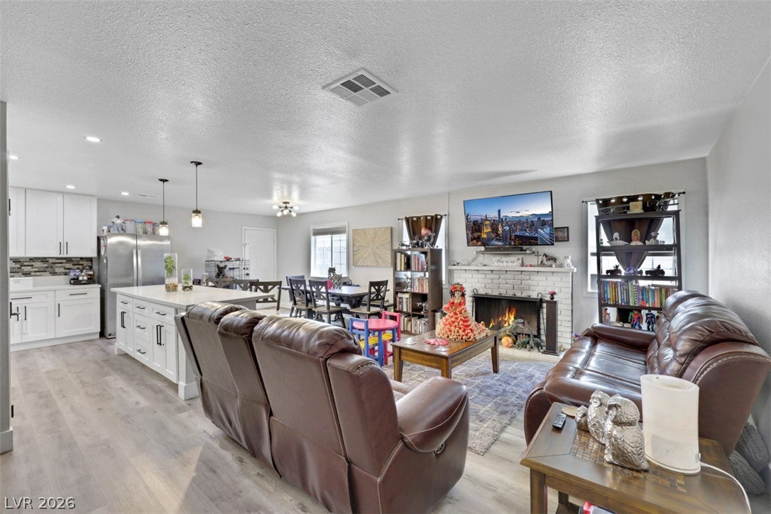 4788 Marnell Dr, Las Vegas, NV 89121 photo