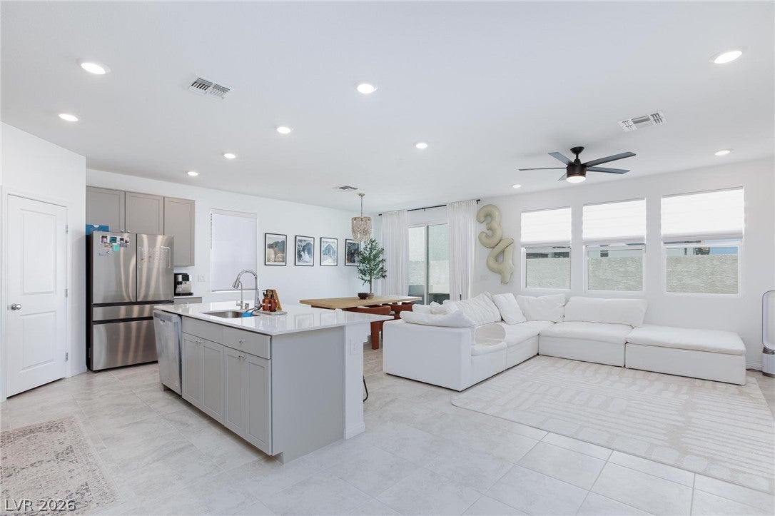 10144 Kings Amethyst, Las Vegas, NV 89141 photo