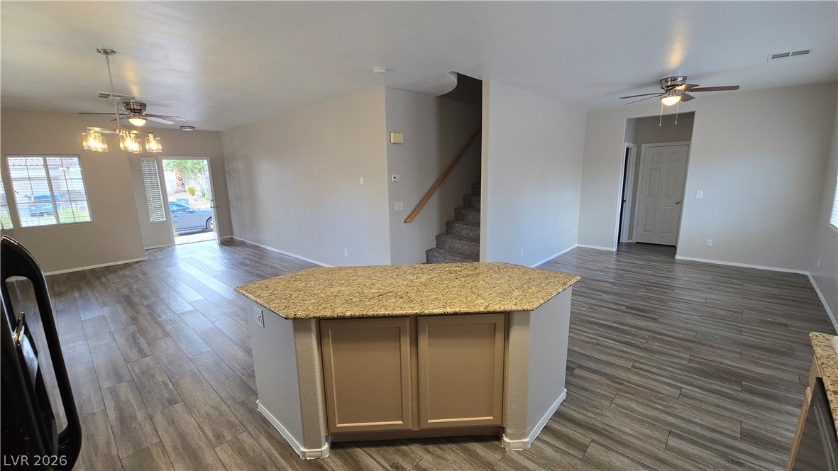 2920 Bridleton Ave, North Las Vegas, NV 89081 photo