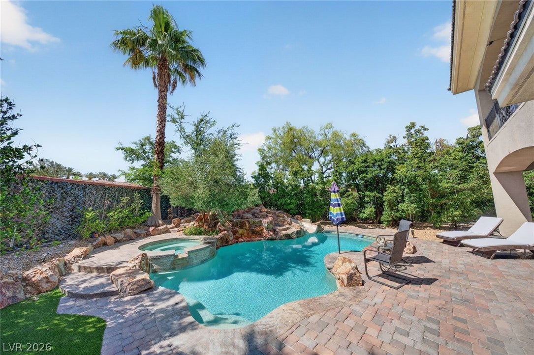 2033 Winter Wind St, Las Vegas, NV 89134 photo