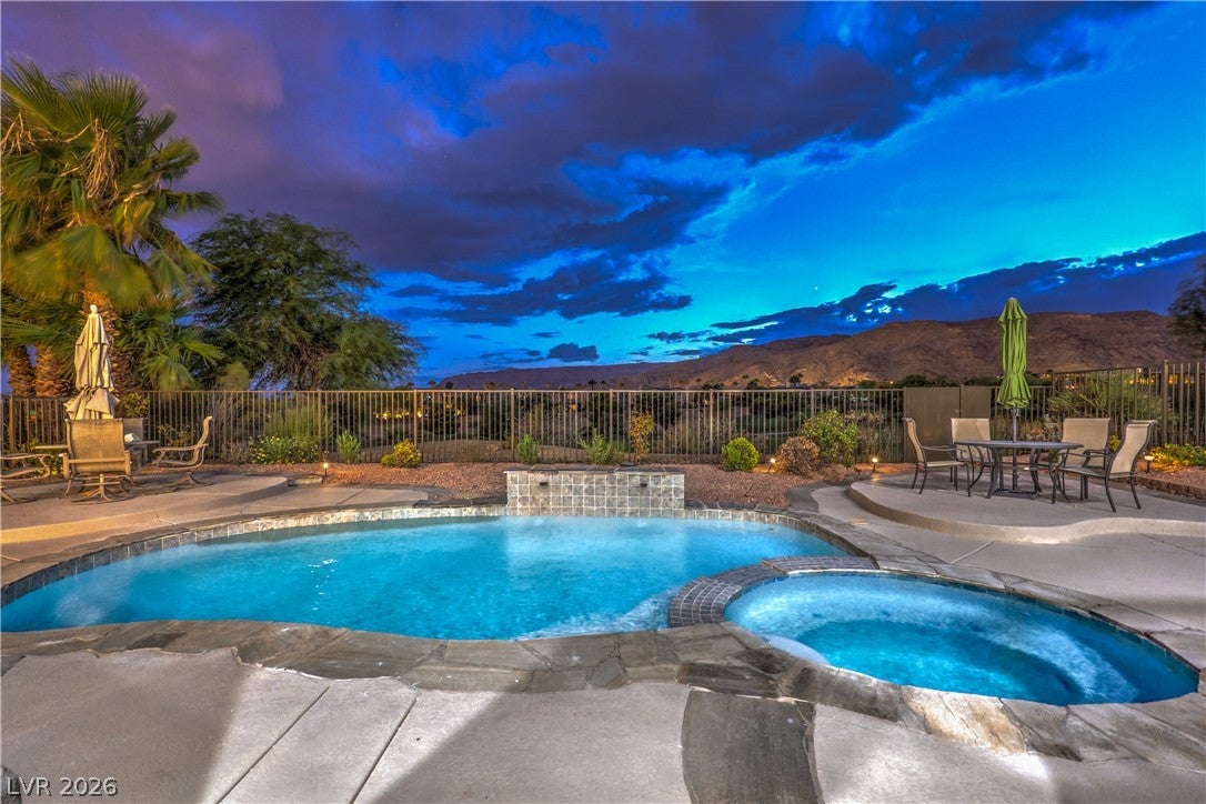 2571 Red Spring Dr, Las Vegas, NV 89135 photo