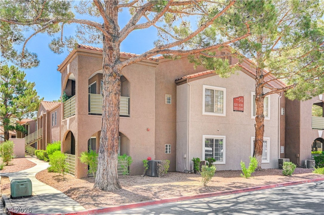 2120 Sealion Dr, Las Vegas, NV 89128