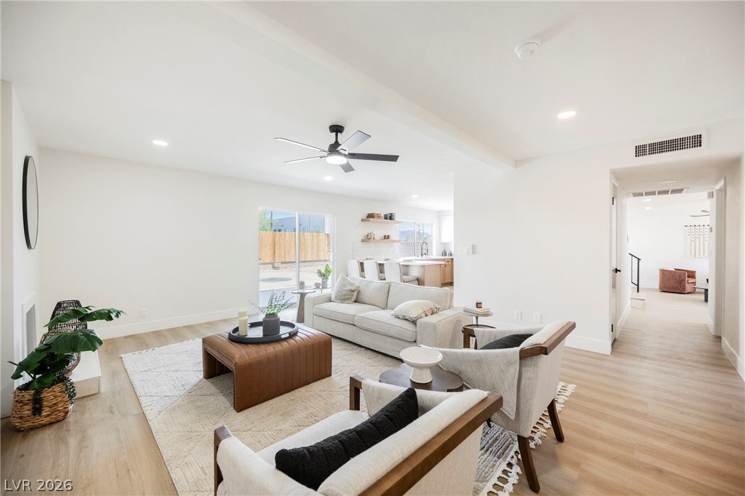 3564 Franciscan Ln, Las Vegas, NV 89121 photo