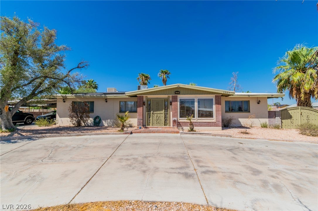 1567 Shadow Mountain Pl, Las Vegas, NV 89108 photo