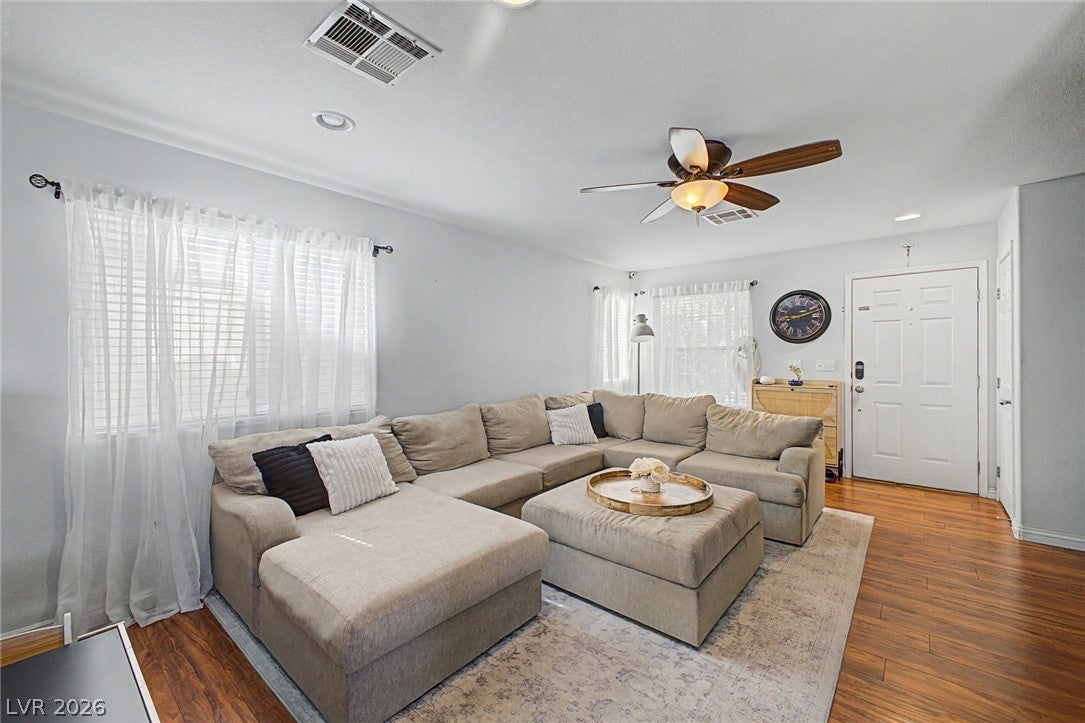3849 Bayamon St, Las Vegas, NV 89129 photo