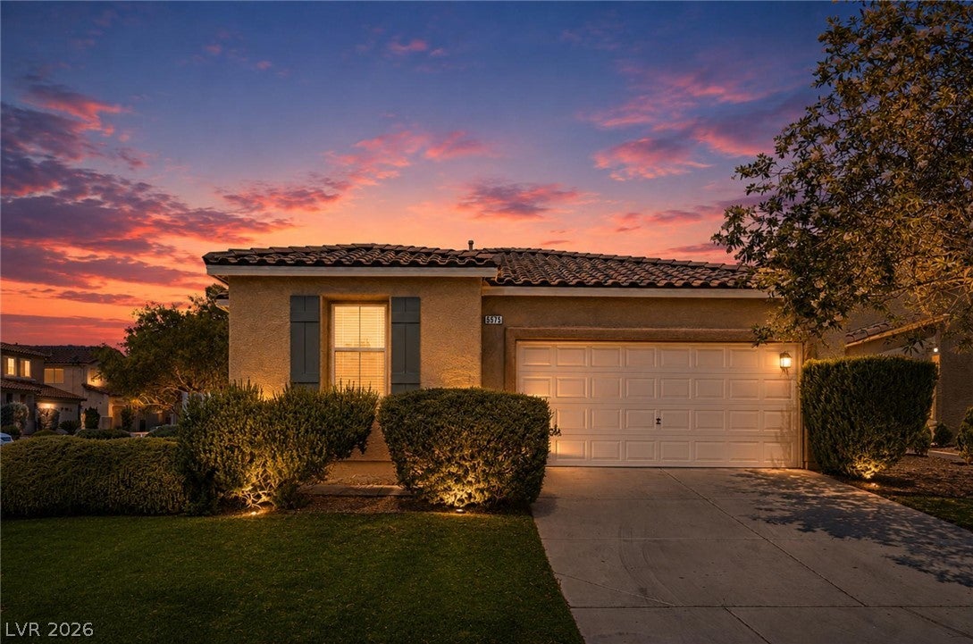 5575 Crescent Valley St, Las Vegas, NV 89148
