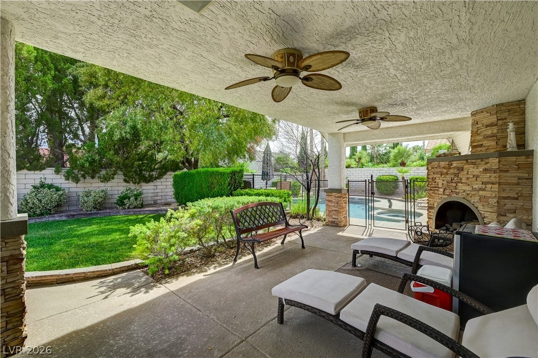 9505 Treasure Beach Ct, Las Vegas, NV 89117 photo