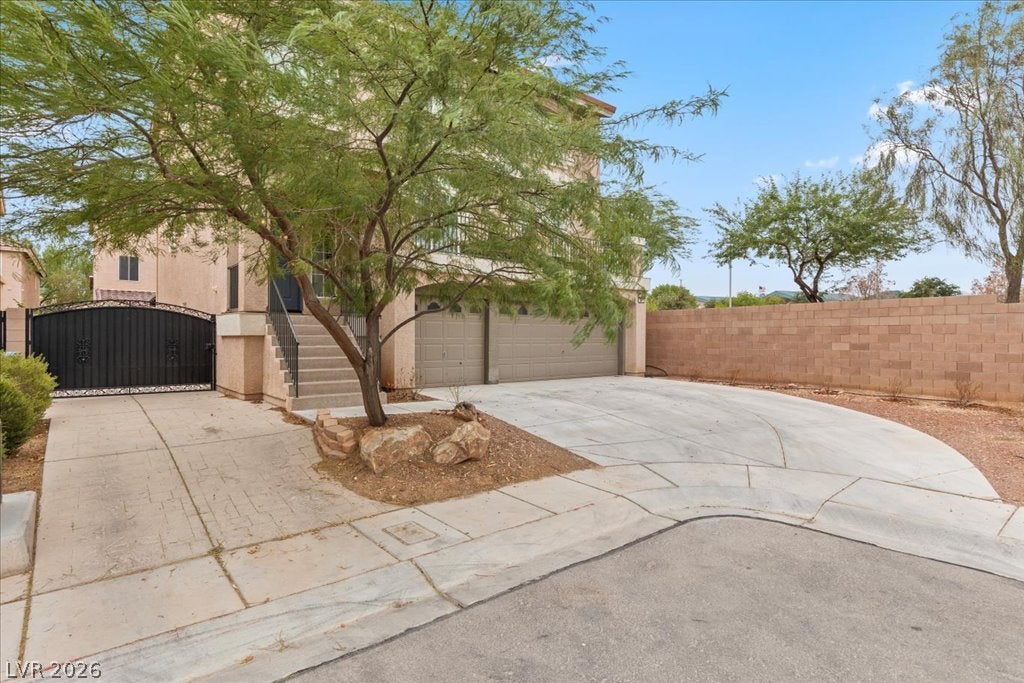 5493 Ledgewood Creek Ave, Las Vegas, NV 89141 photo