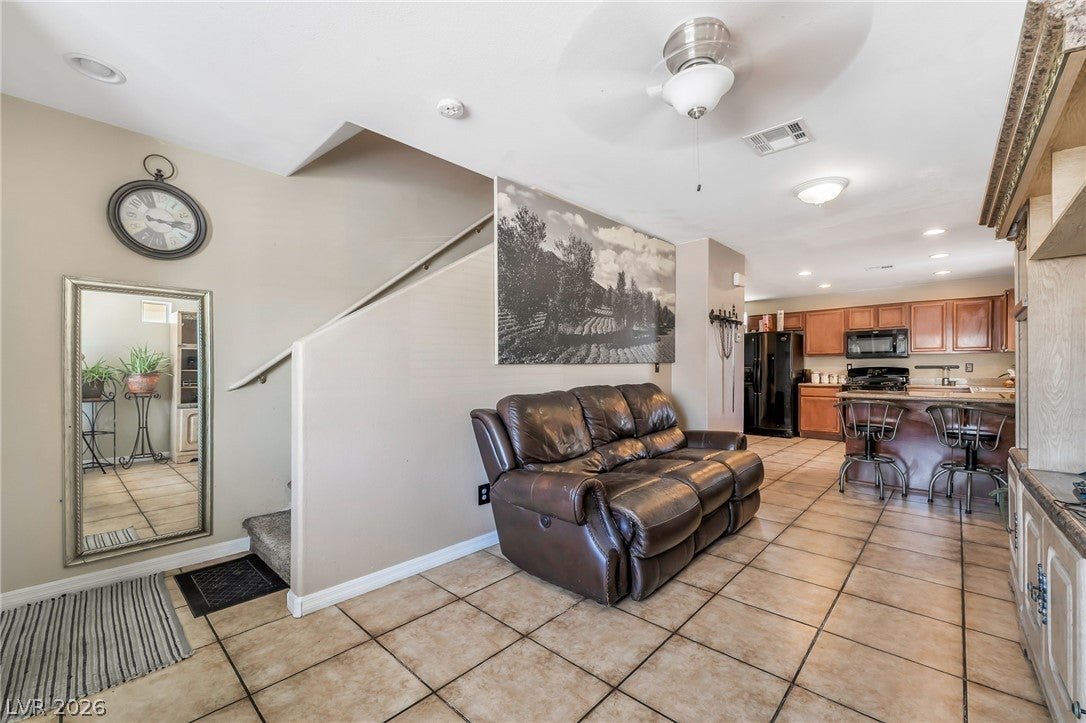 5292 Floralita St, Las Vegas, NV 89122 photo