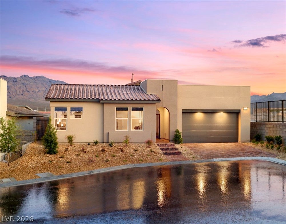 10301 Grey Poplar Ct, Las Vegas, NV 89166 photo
