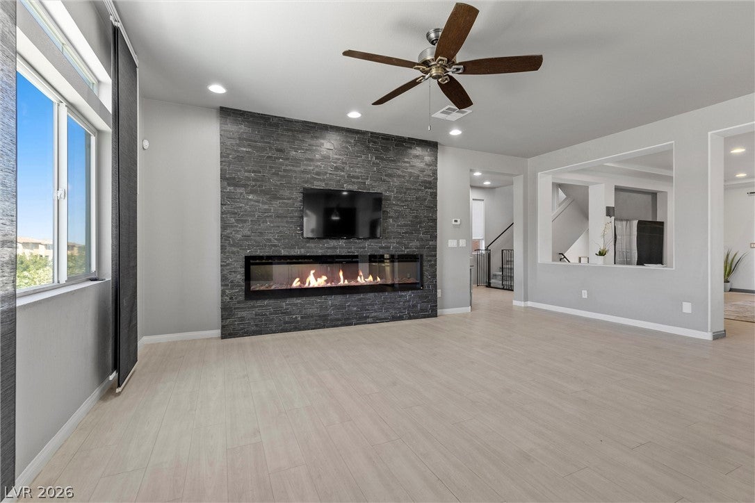 6794 Medovina Ct, Las Vegas, NV 89139 photo