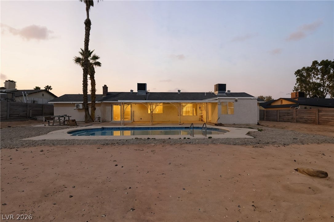 6825 W Oakey Blvd, Las Vegas, NV 89146 photo
