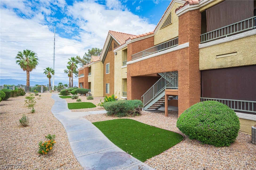 2120 Ramrod Ave, Henderson, NV 89014