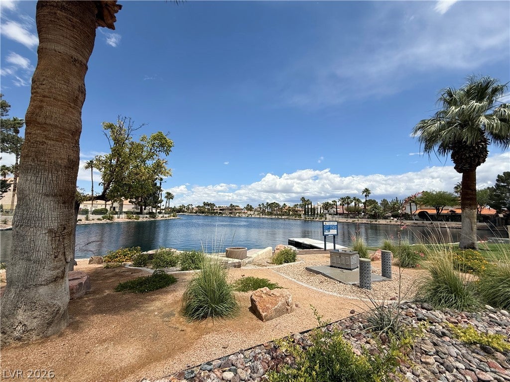 8112 Sapphire Bay Cir, Las Vegas, NV 89128 photo