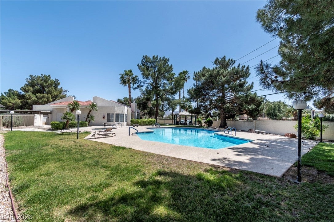 1939 Cutlass Dr, Henderson, NV 89014