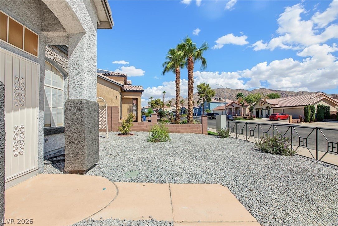 1521 Orchard Valley Dr, Las Vegas, NV 89142 photo