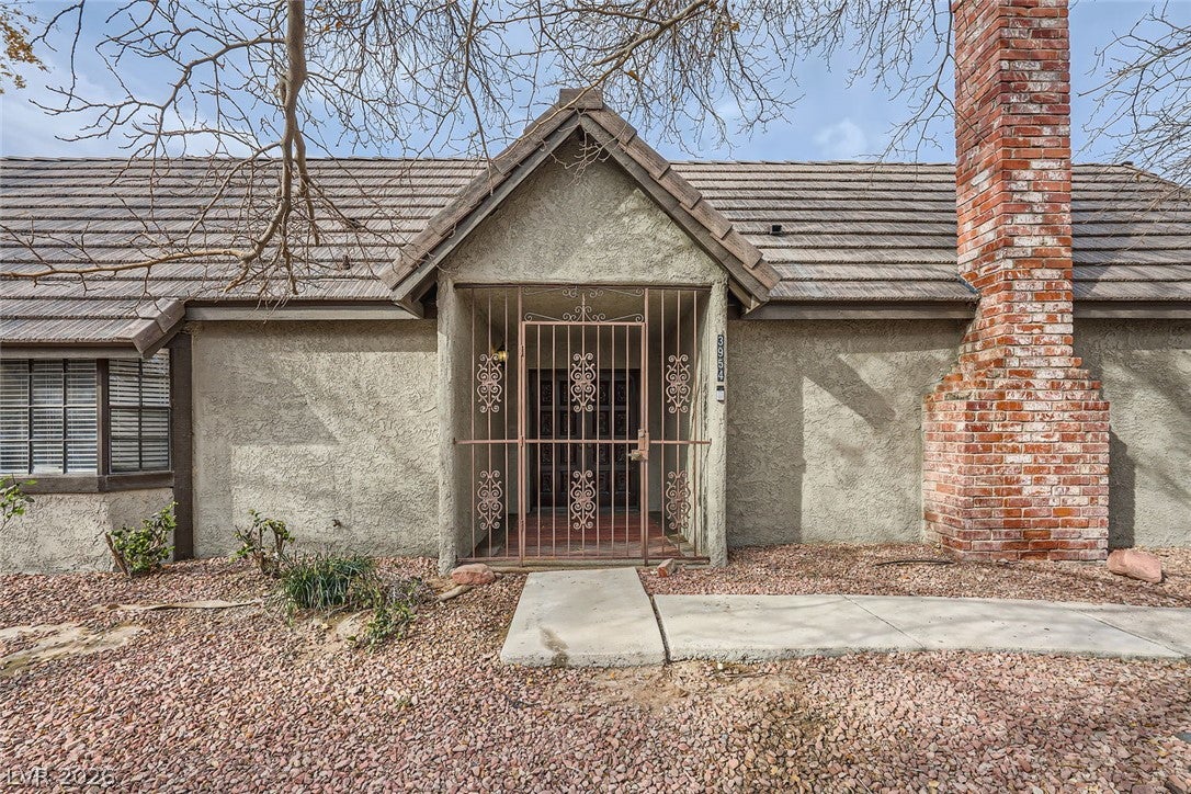 3954 Edgemoor Way, Las Vegas, NV 89121 photo