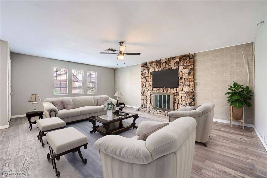 3954 Edgemoor Way, Las Vegas, NV 89121 photo