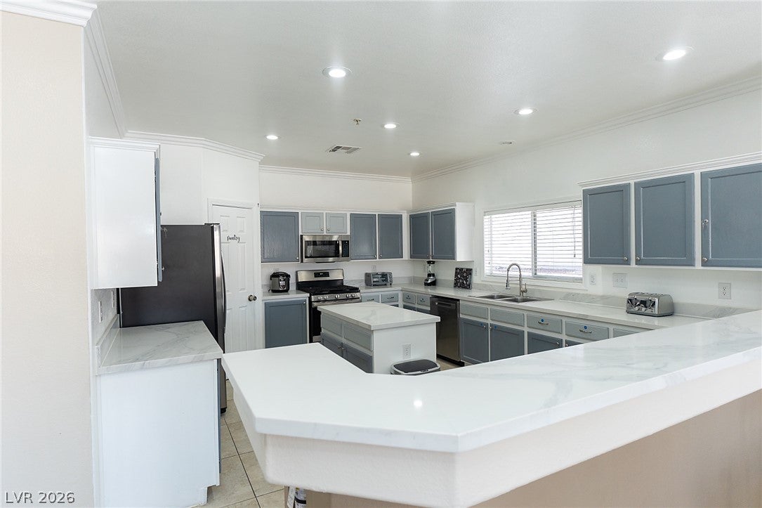 9708 Enniskeen Ave, Las Vegas, NV 89129 photo