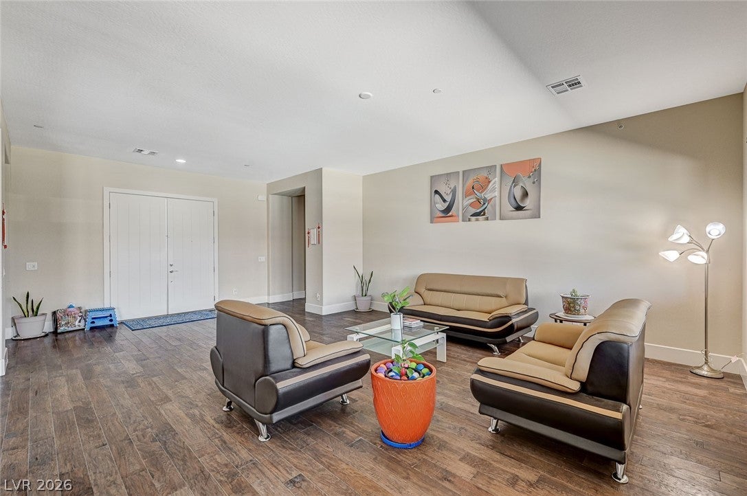 7998 W Ford Ave, Las Vegas, NV 89113 photo