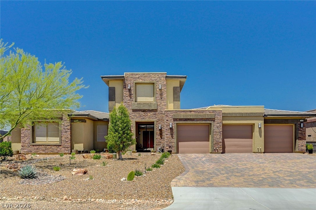 7998 Ford Ave, Las Vegas, NV 89113