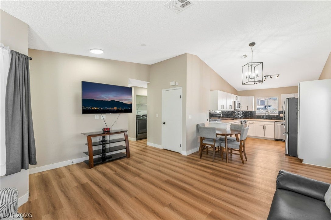 7432 Saybrook Point Dr, Las Vegas, NV 89128 photo