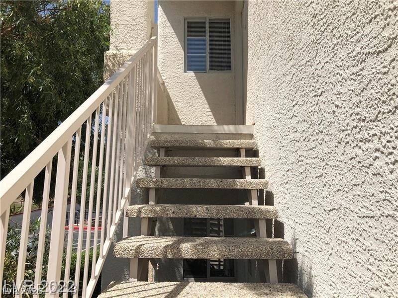 75 N Valle Verde Dr #2121, Henderson, NV 89074 photo