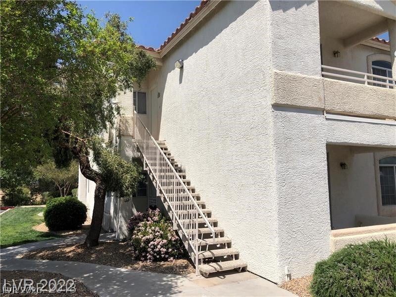 75 N Valle Verde Dr #2121, Henderson, NV 89074 photo