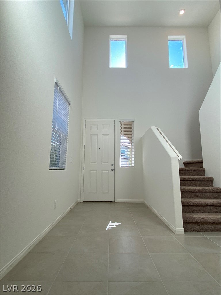 6982 Solano Canyon Ave, Las Vegas, NV 89113 photo