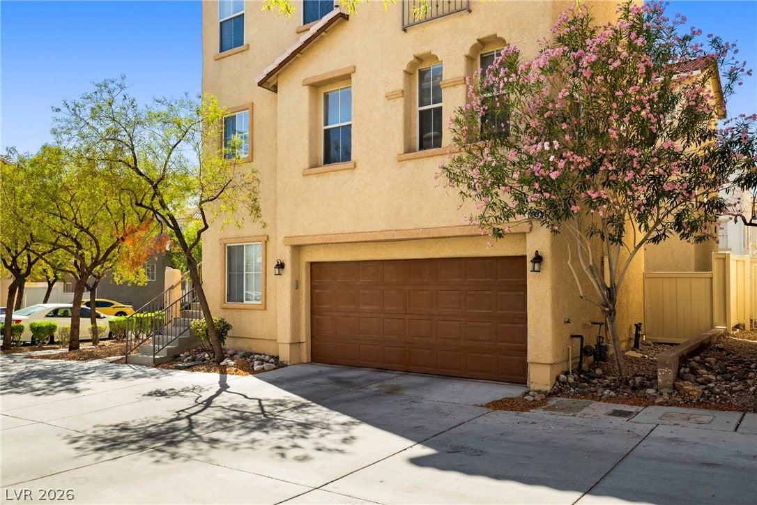 8933 Jamie Lee Ave, Las Vegas, NV 89149 photo