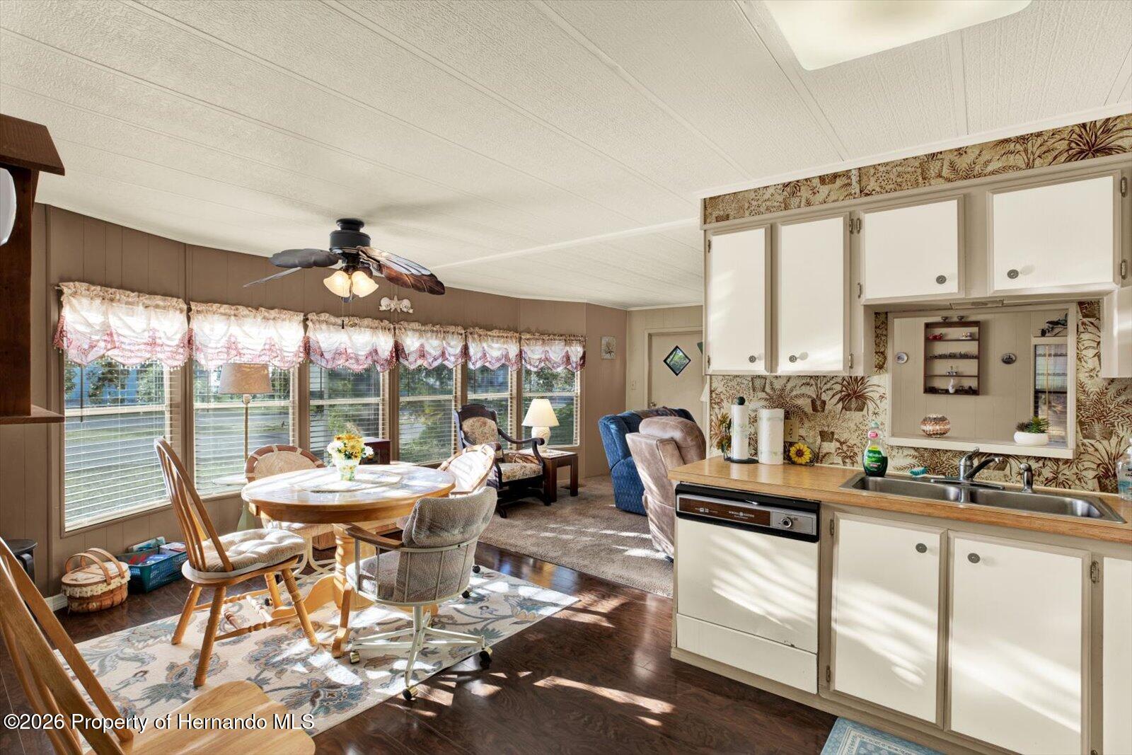 14294 Brookridge Blvd, Brooksville, FL 34613 photo