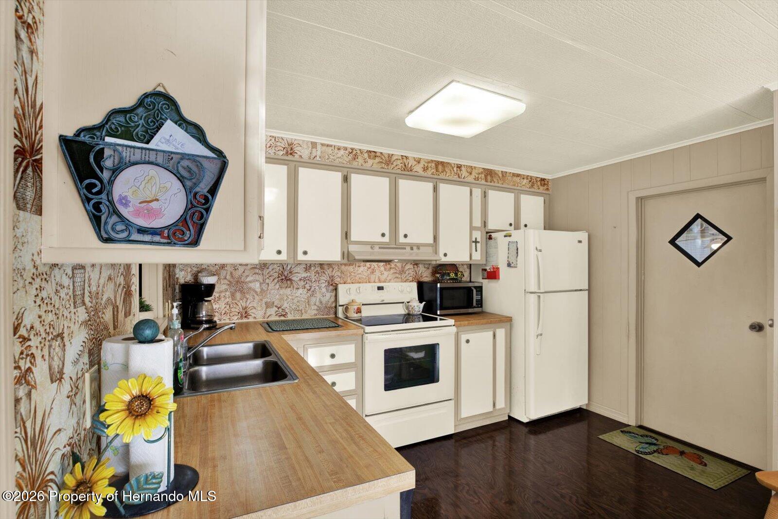 14294 Brookridge Blvd, Brooksville, FL 34613 photo