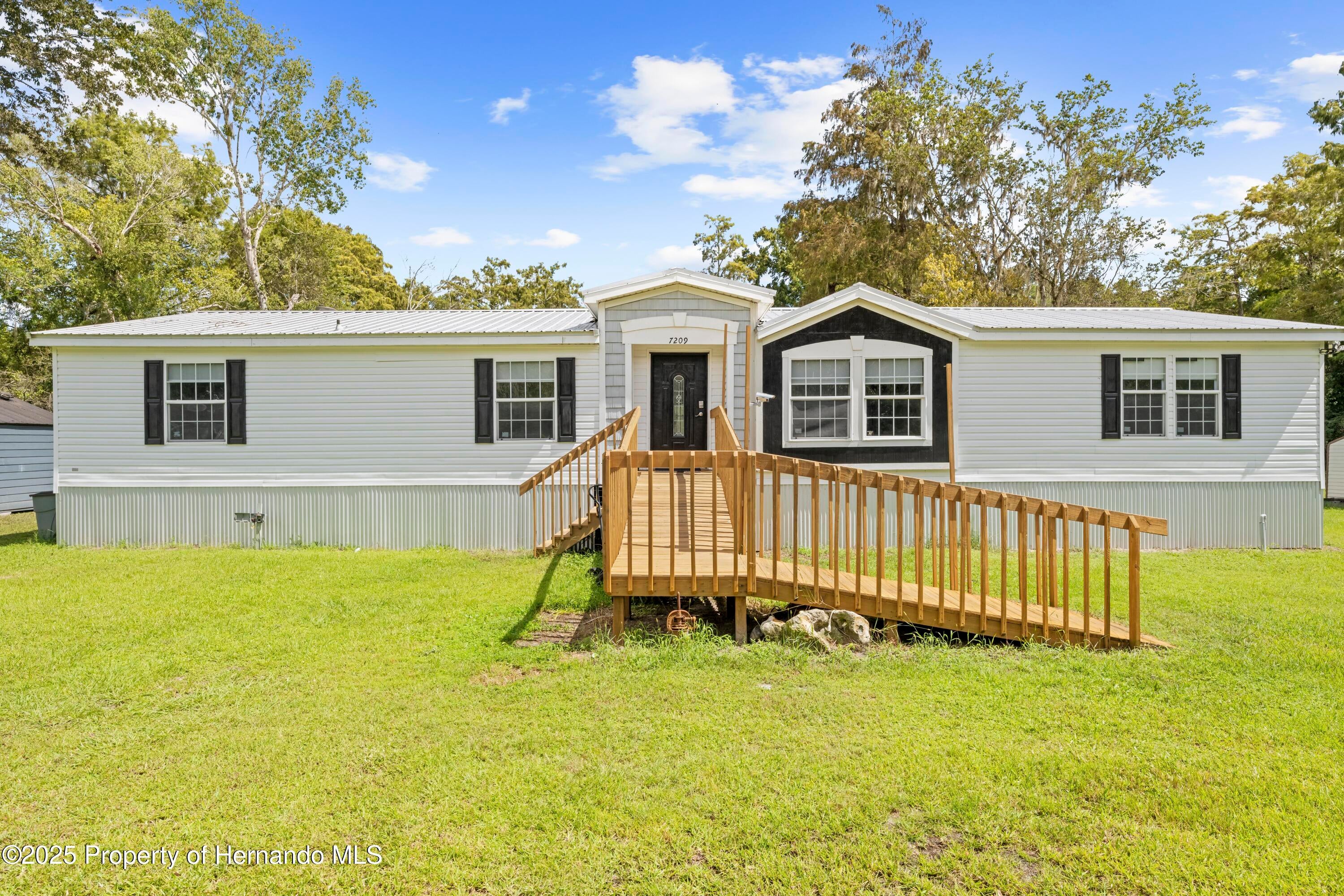 7209 W County Road 651, Bushnell, FL 33513 photo