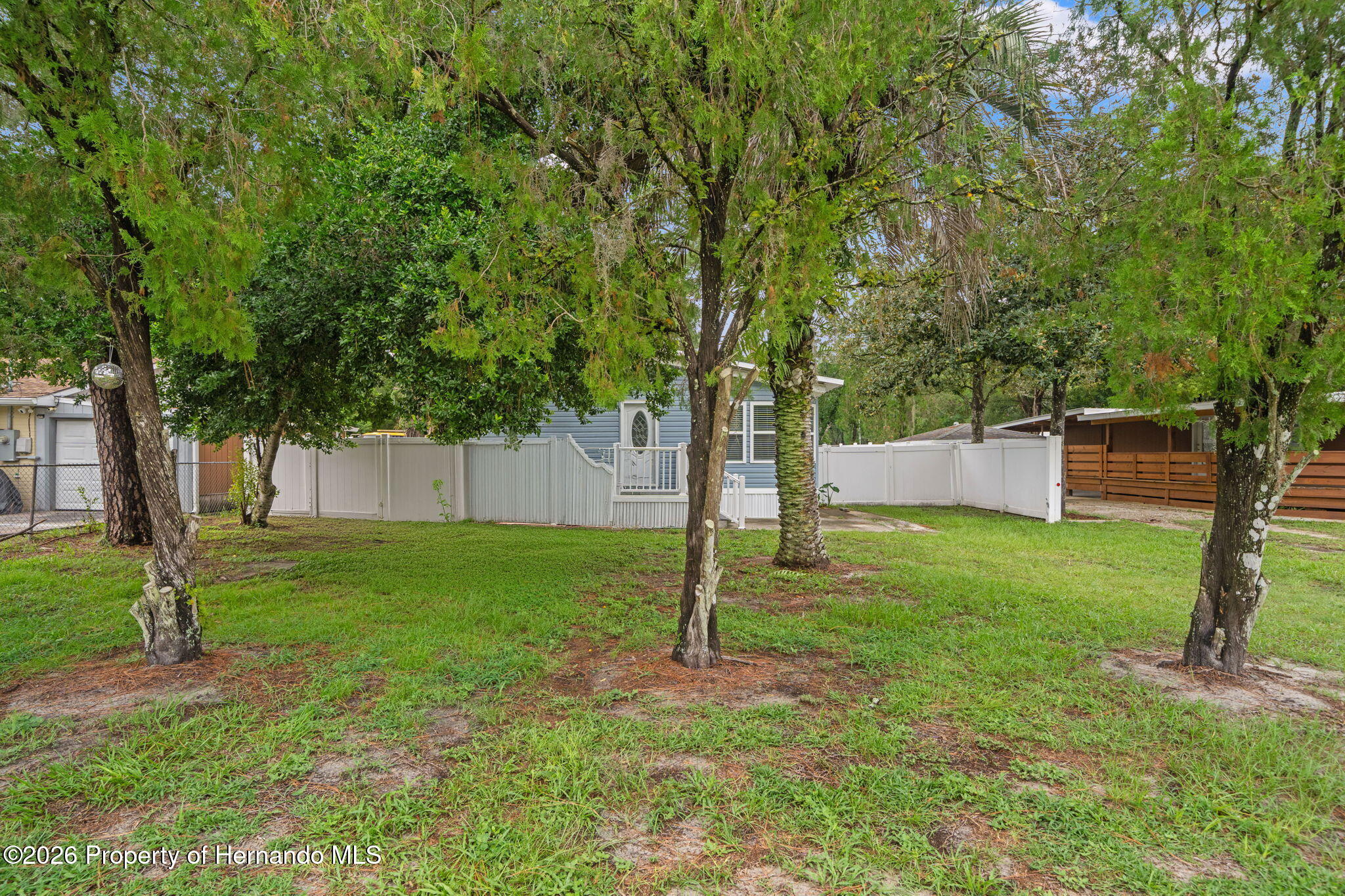 237 Monroe Ave, Brooksville, FL 34604 photo