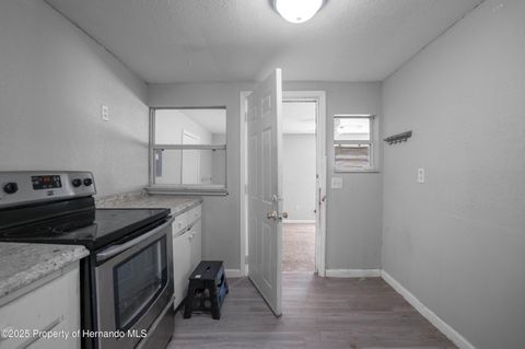 Single Family Residence in Brooksville FL 7211 Sunnyside Drive 10.jpg