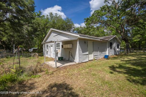 Single Family Residence in Brooksville FL 7211 Sunnyside Drive 20.jpg