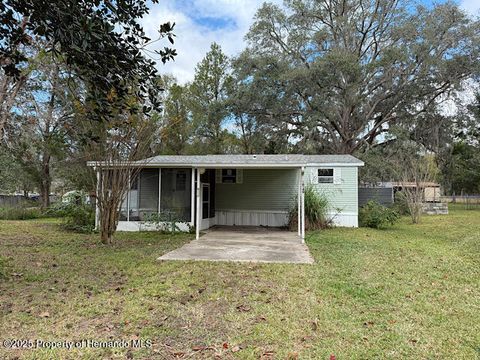 Manufactured Home in Brooksville FL 18149 Evening Star Avenue.jpg