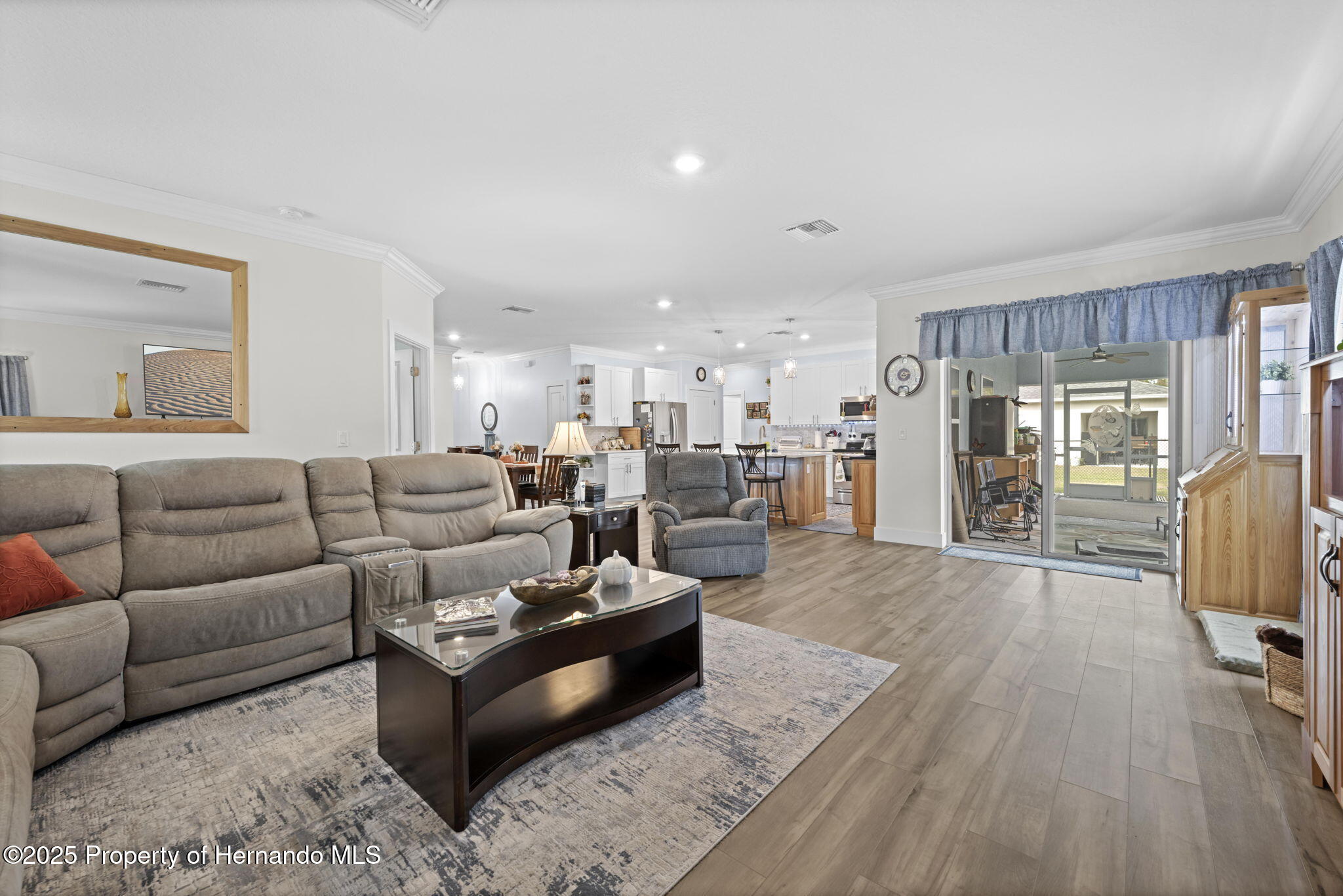 18062 Malibar Rd, Weeki Wachee, FL 34614 photo