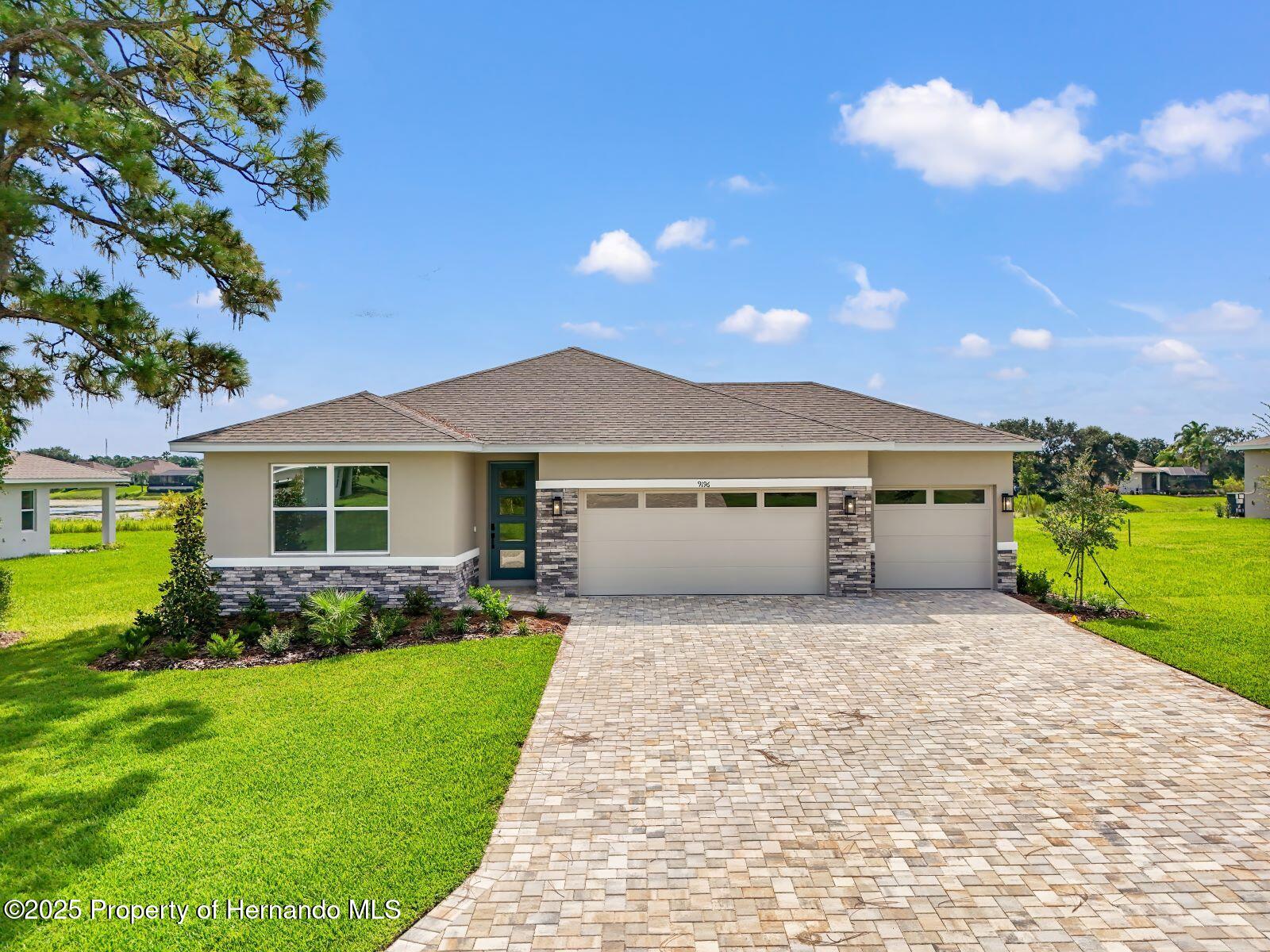 9196 Players Dr, Weeki Wachee, FL 34613 photo