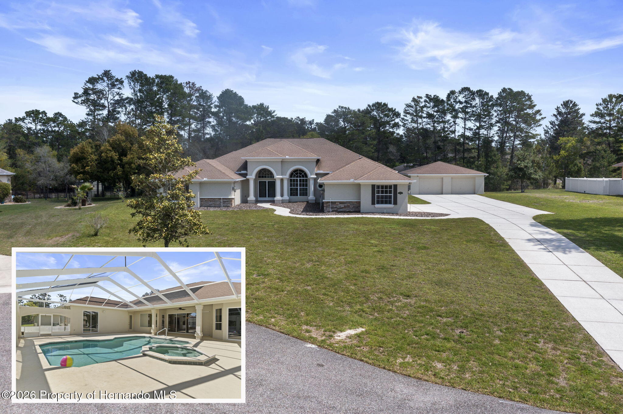 10130 Lazy Days Ct, Weeki Wachee, FL 34613
