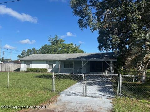 Single Family Residence in Lecanto FL 4939 W Pleasant Acres Place.jpg