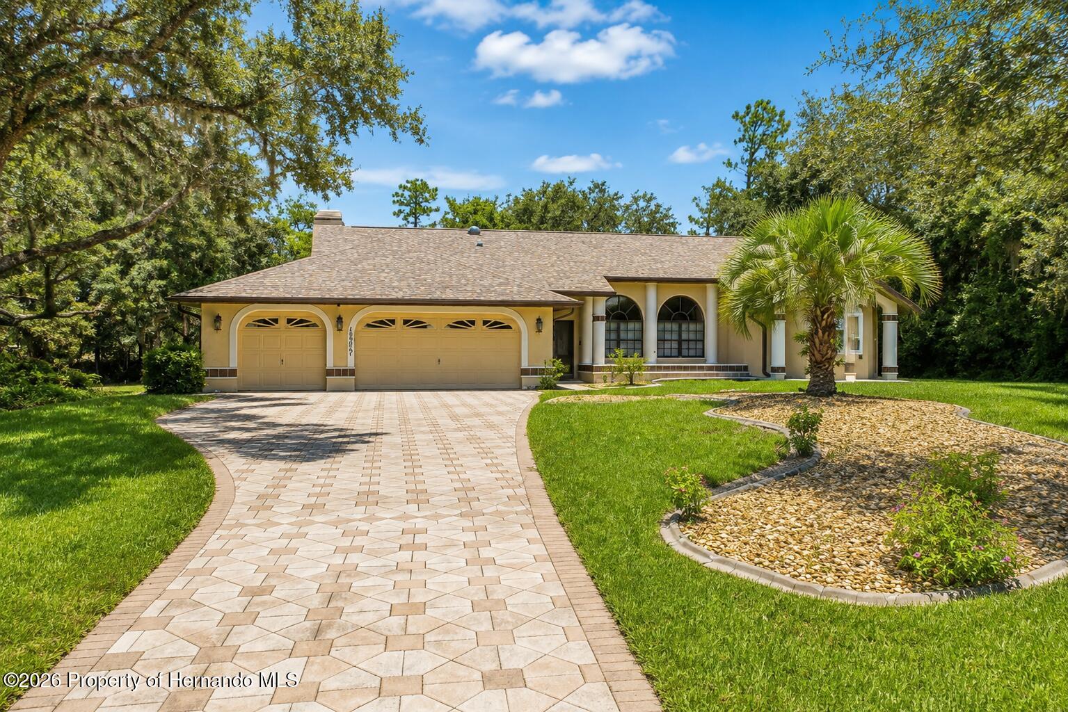 10307 Waters Edge Ct, Weeki Wachee, FL 34613 photo