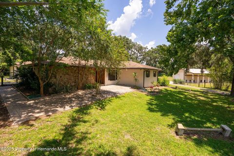 Single Family Residence in Dade City FL 34955 BLANTON Road.jpg