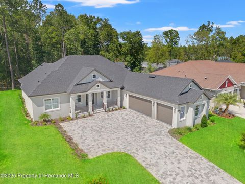 Single Family Residence in Brooksville FL 4716 Hickory Oak Drive.jpg