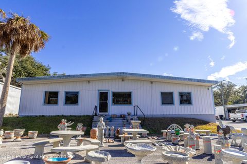 Warehouse in Brooksville FL 1350 Ponce De Leon Boulevard.jpg