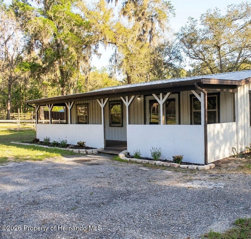 25280 Dauphin Dr, Brooksville, FL 34602