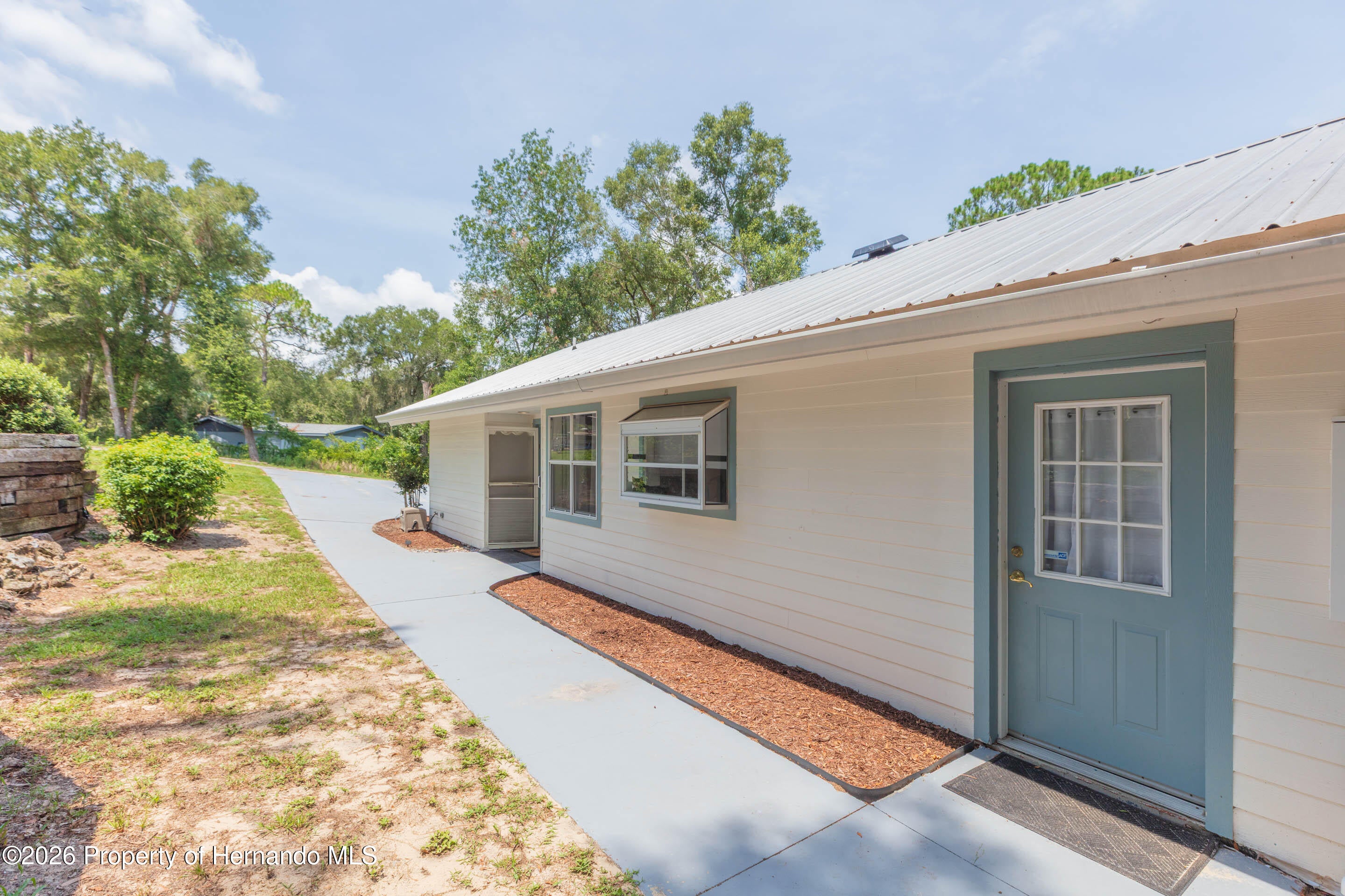 34299 Belt Dr, Dade City, FL 33523 photo